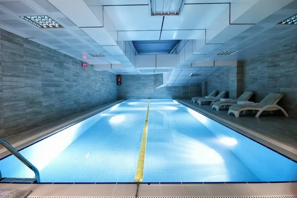 Powerfull Athletic Club — Yüzme Havuzları, Kadıköy · fotoğraf 2