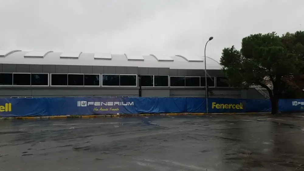 Fenerbahçe Spor Kulübü Vefa Küçük Yuzme Havuzu — Yüzme Havuzları, Kadıköy · fotoğraf 3