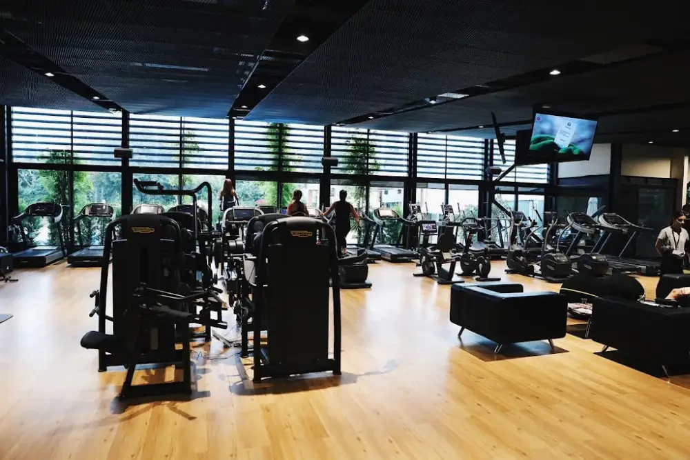 Dalyan Club — Yüzme Havuzları, Kadıköy · fotoğraf 2