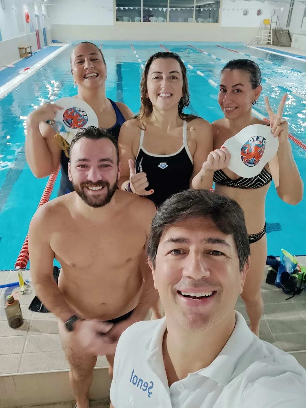 Okto Swim Yüzme Kulübü | Yüzme Dersi — Yüzme Havuzları, Kadıköy · fotoğraf 1