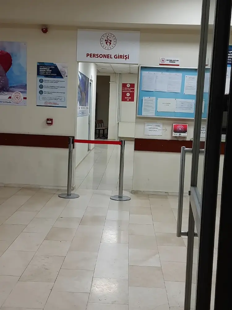 İTO Yakacık Yüzme Havuzu — Yüzme Havuzları, Kartal · fotoğraf 3