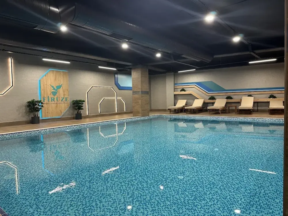 Firuze Hamam Havuz Spa Fitness (bayan bölümü kapanış saati 22:00) (Erkek bölümü kapanış saati 23:00) — Yüzme Havuzları, Kartal · fotoğraf 2