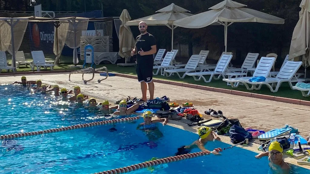 CK Swim Club — Yüzme Havuzları, Kartal · fotoğraf 1
