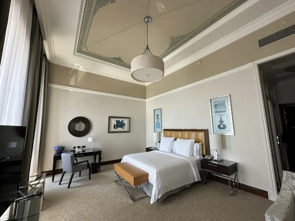 Four Seasons Hotel Istanbul At The Bosphorus — Yüzme Havuzları, Beşiktaş · fotoğraf 2