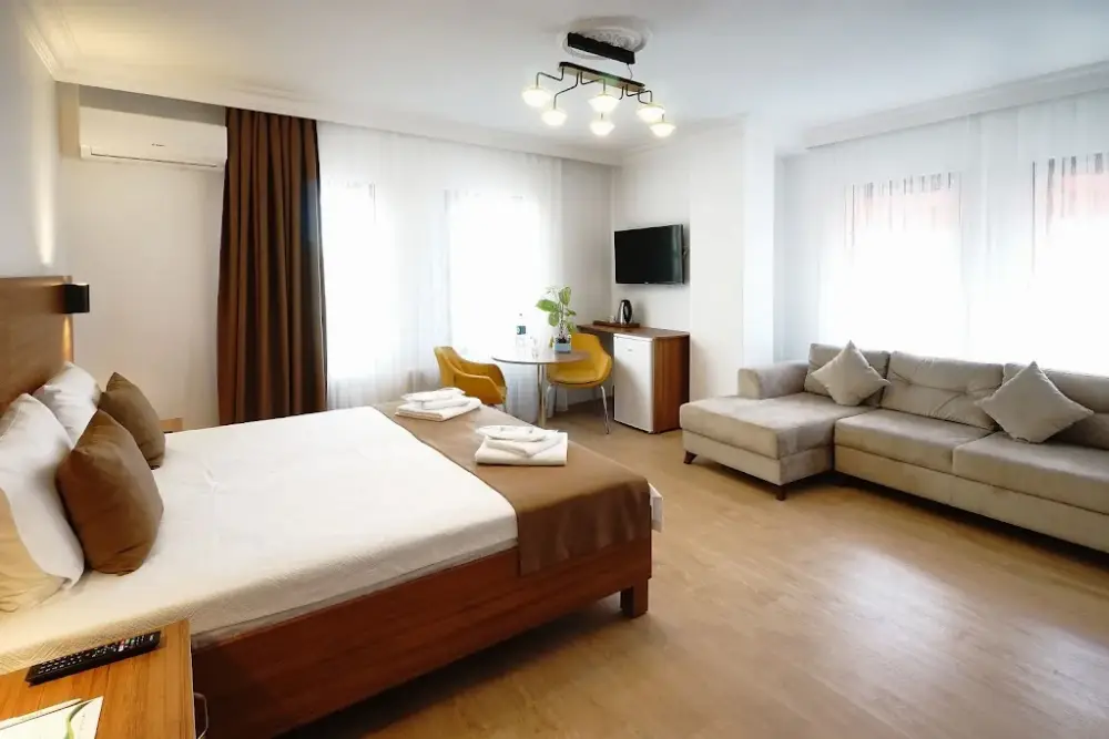 Class Hotel Bosphorus — Yüzme Havuzları, Beşiktaş · fotoğraf 2