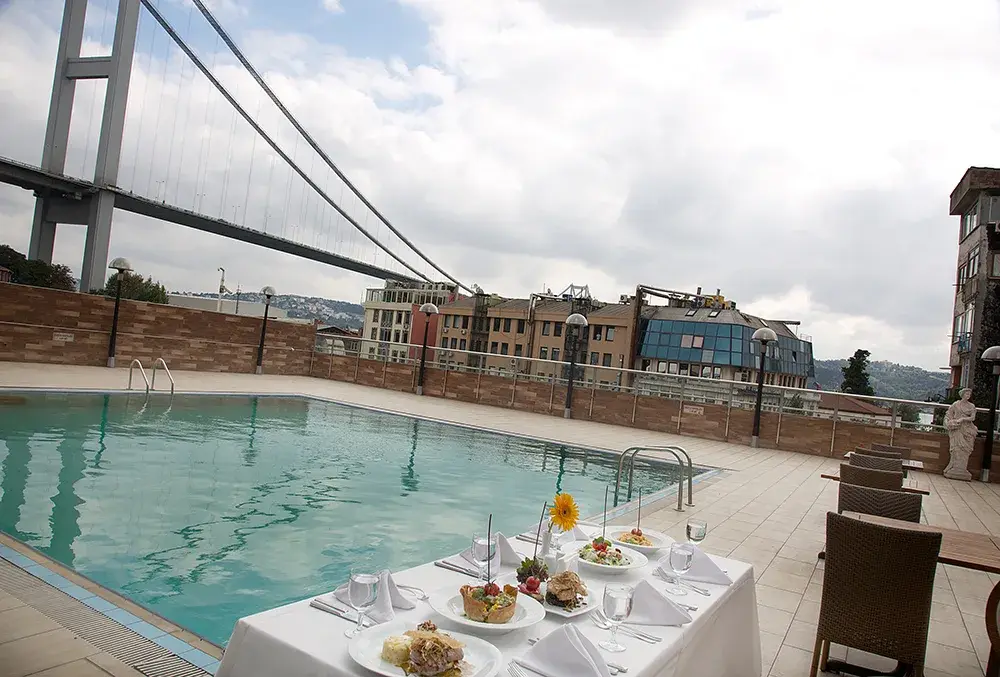 Ortakoy Princess Hotel — Yüzme Havuzları, Beşiktaş · fotoğraf 3