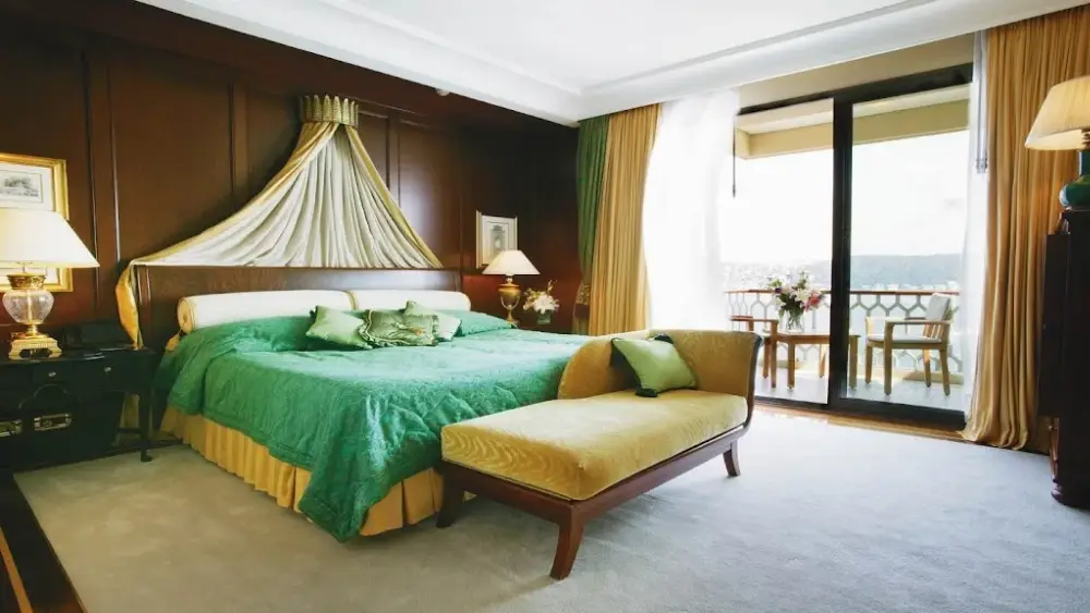 Çırağan Palace Kempinski — Yüzme Havuzları, Beşiktaş · fotoğraf 2