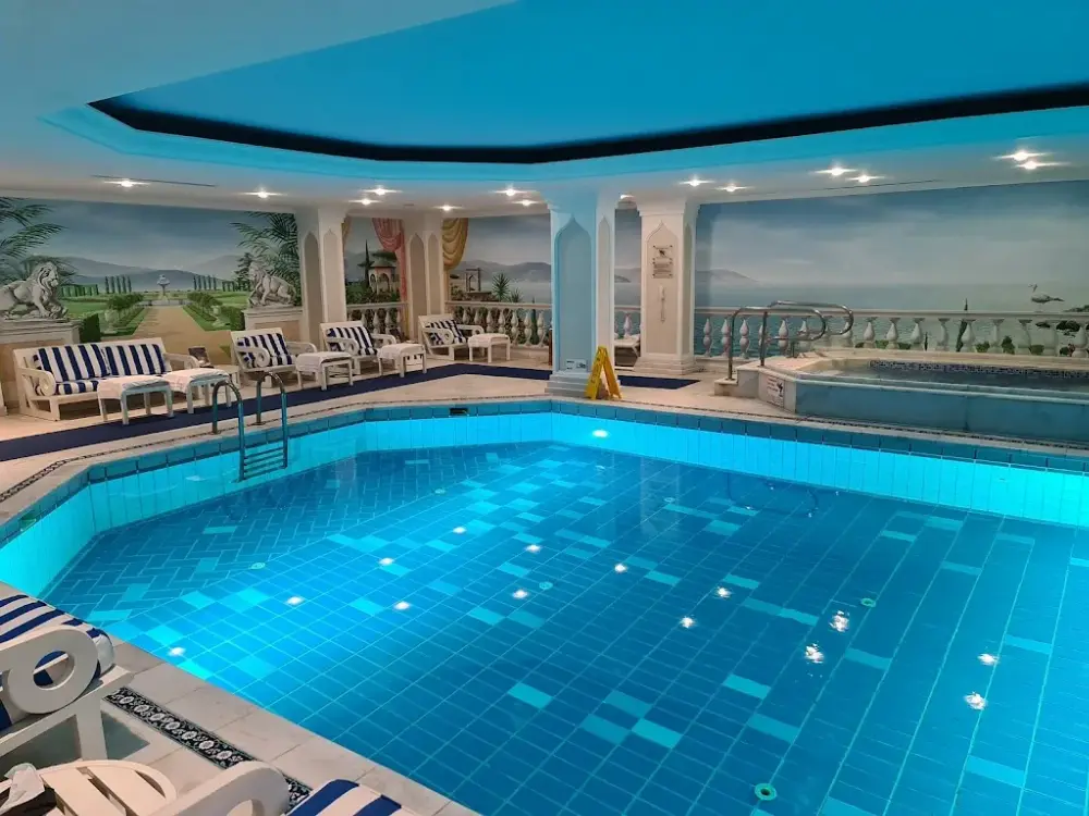 Çırağan Palace Kempinski — Yüzme Havuzları, Beşiktaş · fotoğraf 3