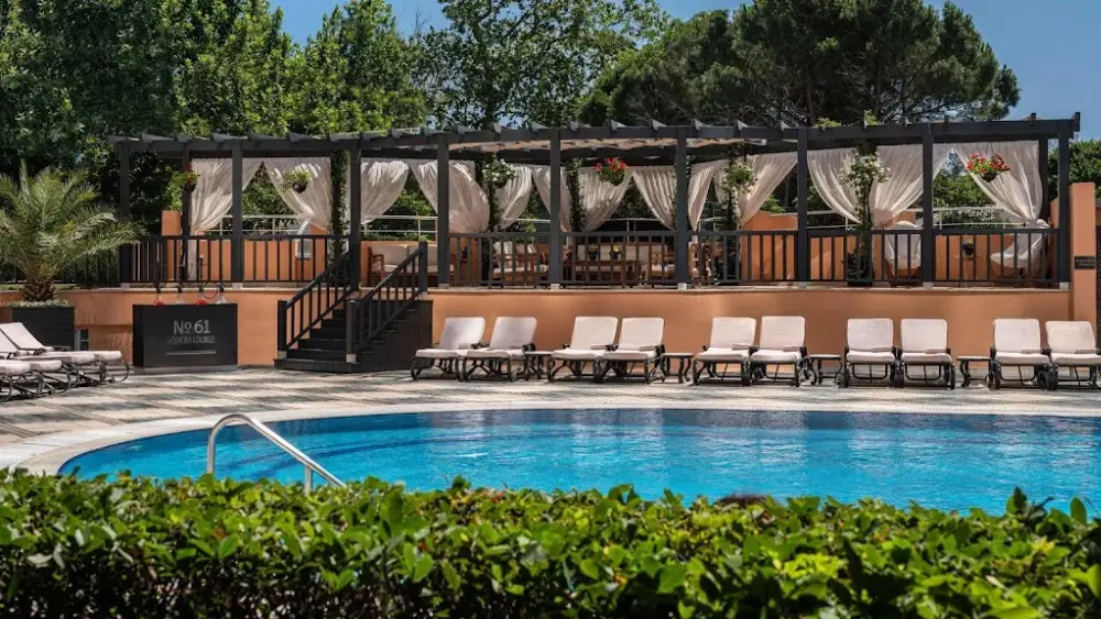 InterContinental Istanbul by IHG — Yüzme Havuzları, Beyoğlu · fotoğraf 3