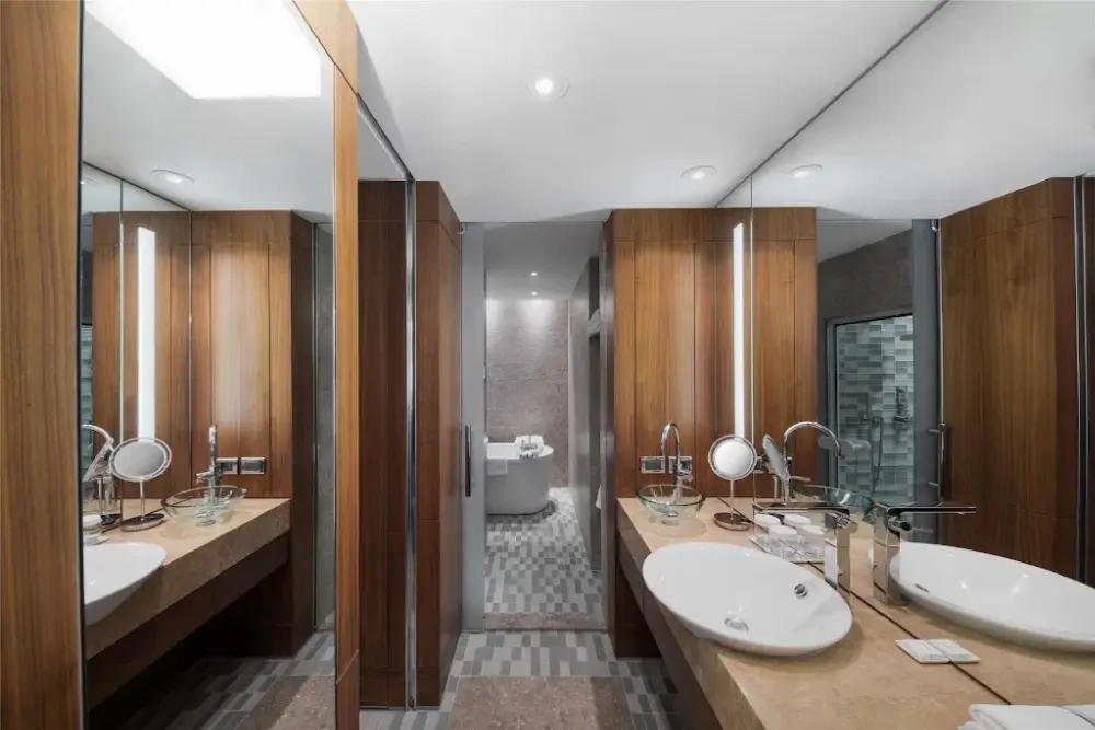 Park Hyatt Istanbul - Maçka Palas — Yüzme Havuzları, Şişli · fotoğraf 4