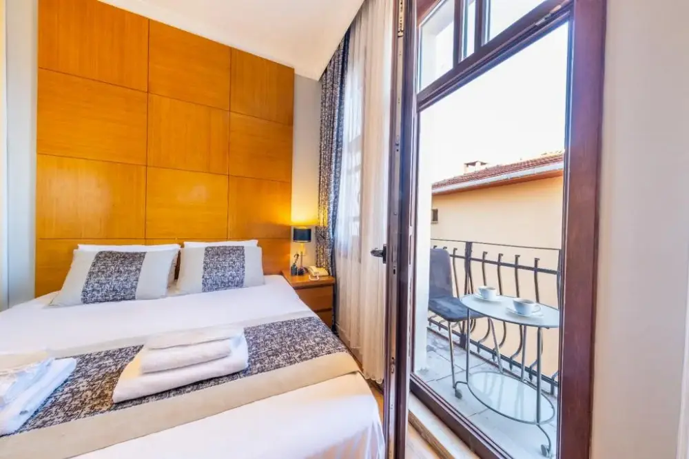 King Suit Hotel — Yüzme Havuzları, Beşiktaş · fotoğraf 2