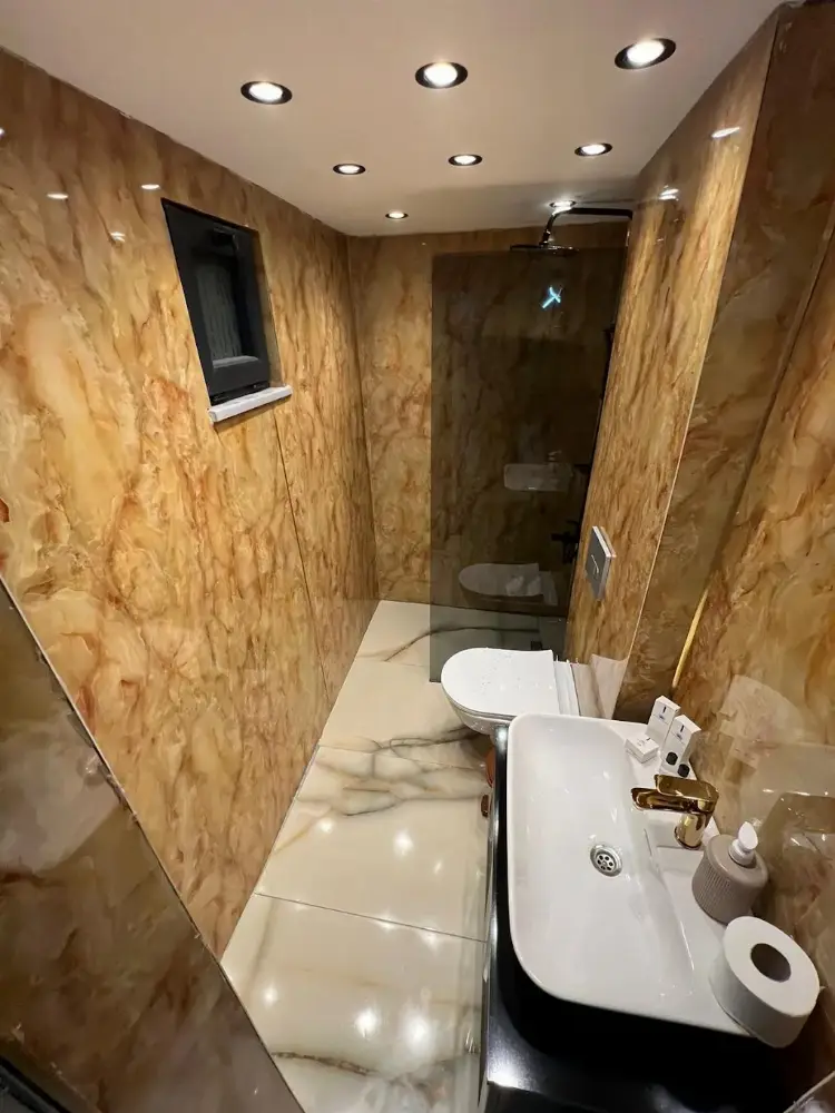 Demirtaş Palace Vip Hotel — Yüzme Havuzları, Beşiktaş · fotoğraf 3