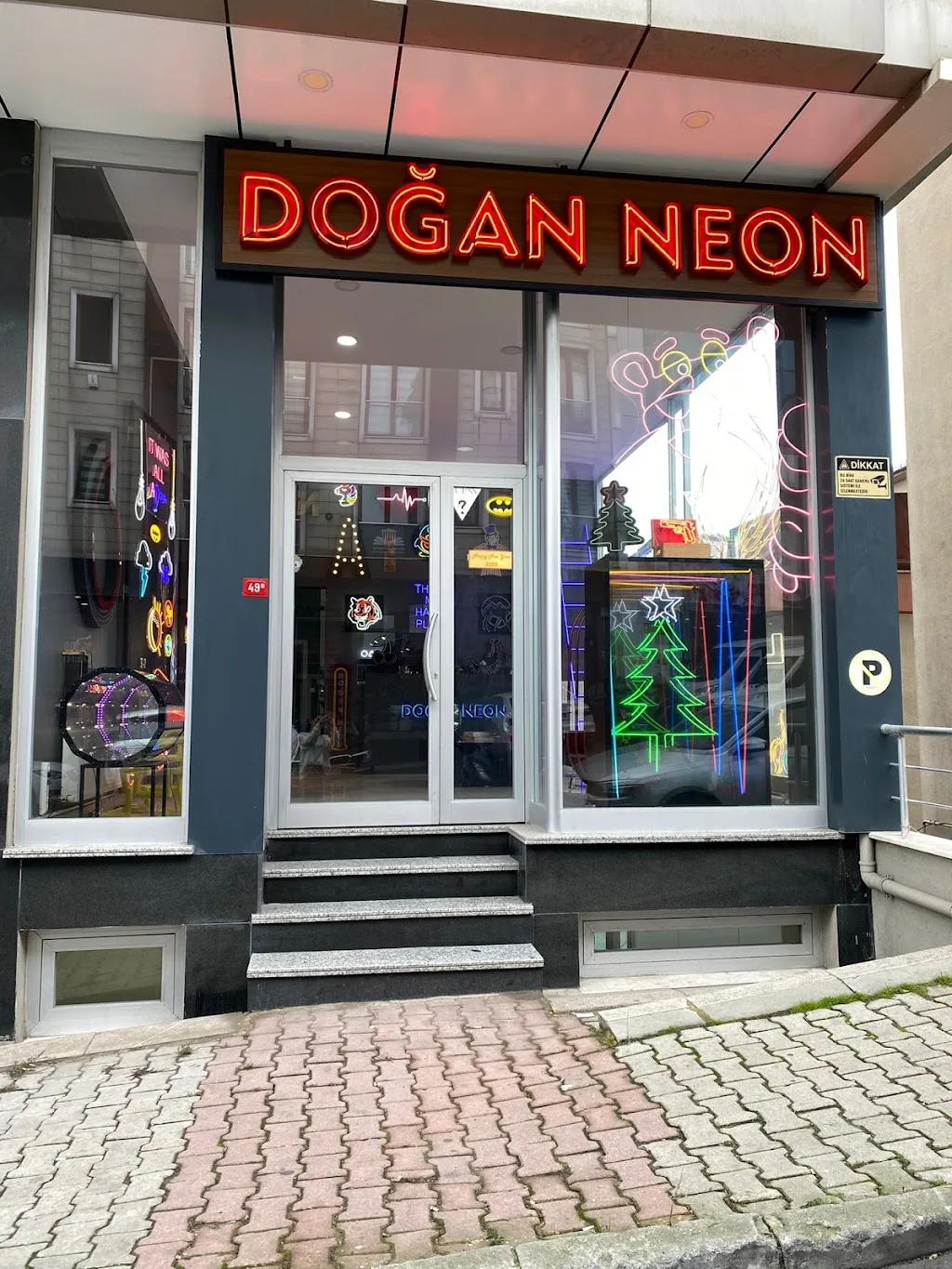 Doğan Neon ve Reklamcılık — Reklam Ajansları, Kağıthane · fotoğraf 1