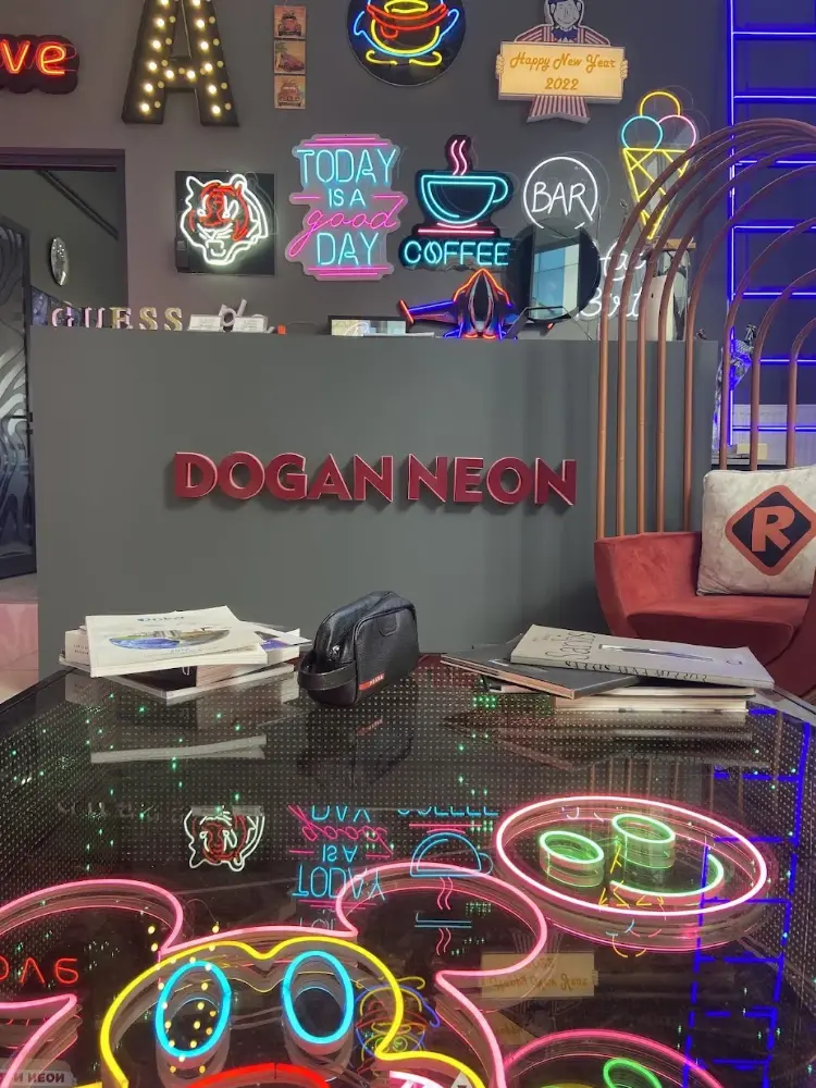 Doğan Neon ve Reklamcılık — Reklam Ajansları, Kağıthane · fotoğraf 3