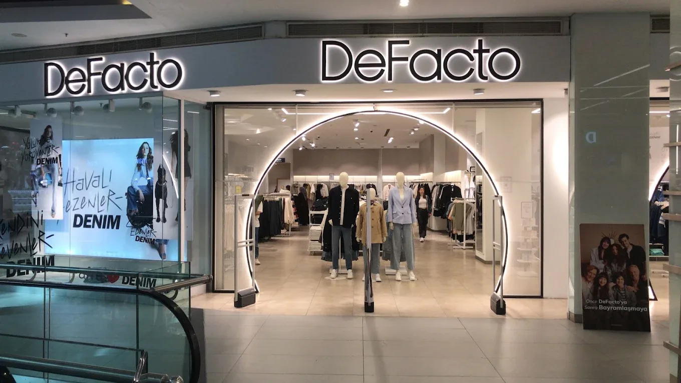 DeFacto Axis AVM — Erkek Giyim, Kağıthane · fotoğraf 3