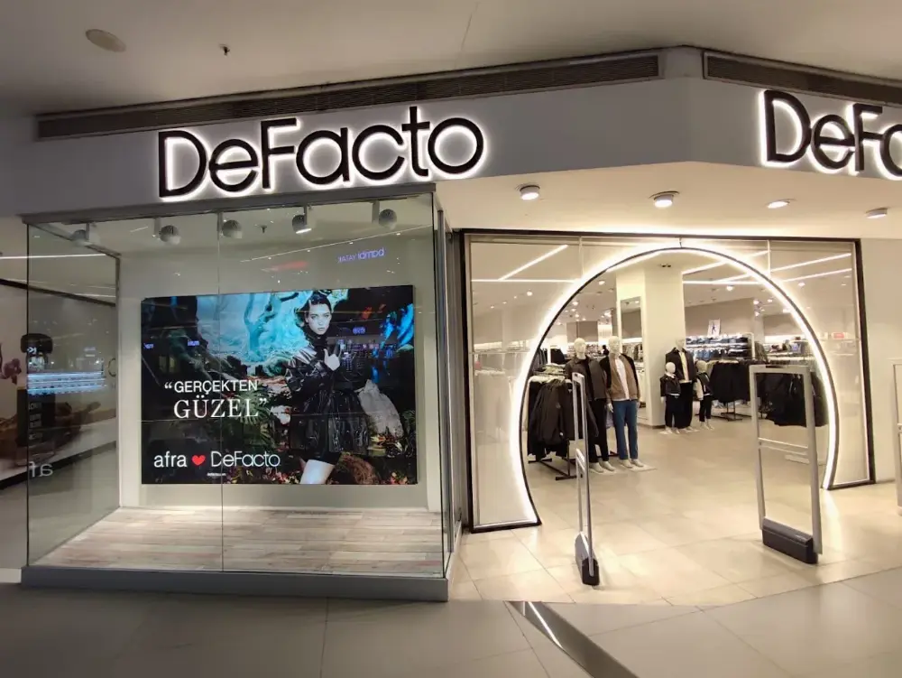 DeFacto Axis AVM — Erkek Giyim, Kağıthane · fotoğraf 5
