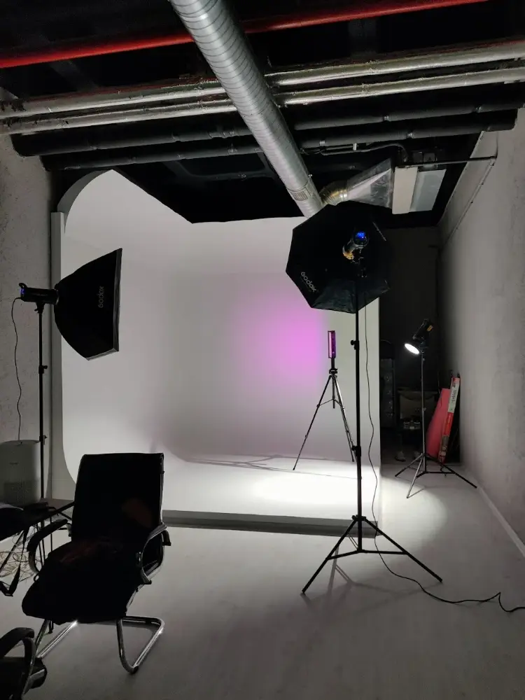 Lumini Creative Dijital Medya Ajansı ve Fotoğraf Stüdyoları — Reklam Ajansları, Küçükçekmece · fotoğraf 3