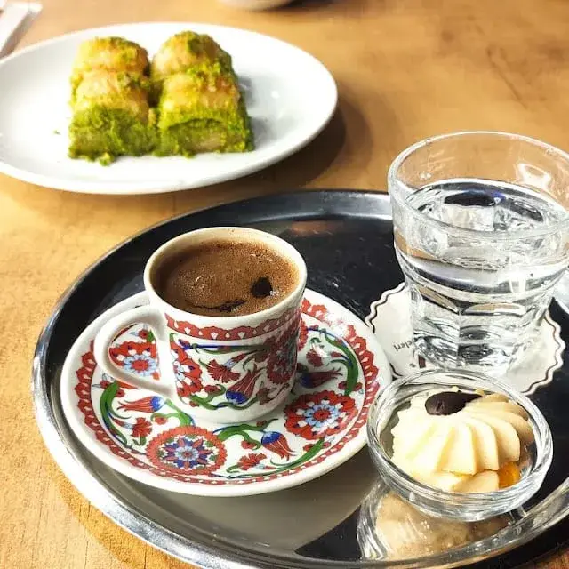 Akyol Pastanesi Kağıthane — Pastaneler, Kağıthane · fotoğraf 5