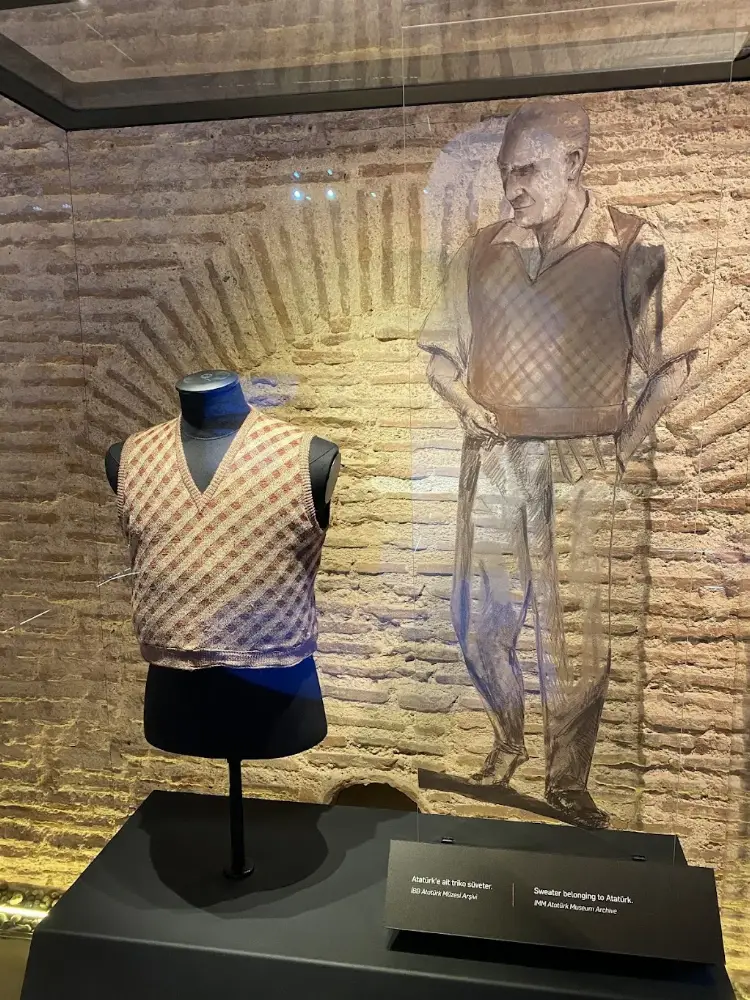 İBB Cumhuriyet Müzesi — Sergiler, Beyoğlu · fotoğraf 4