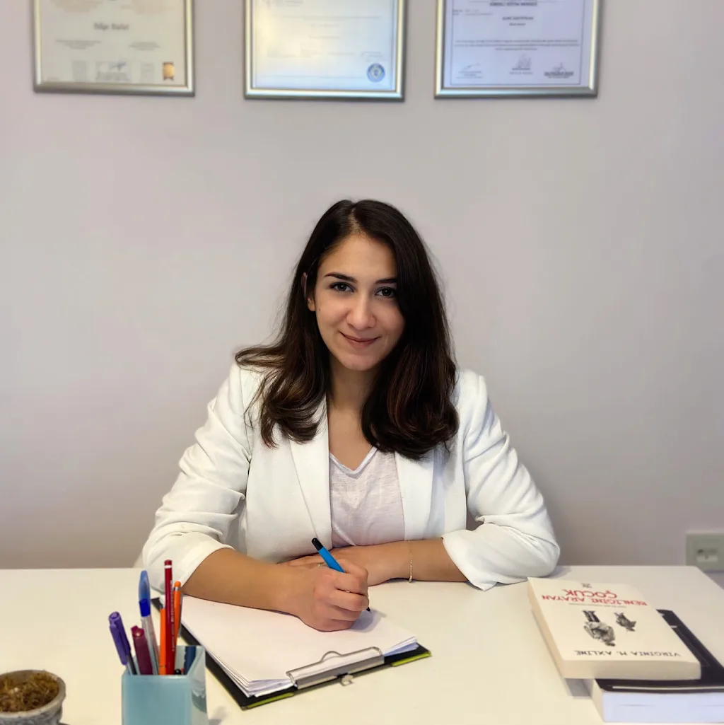 242 Reklam — Reklam Ajansları, Küçükçekmece · fotoğraf 1