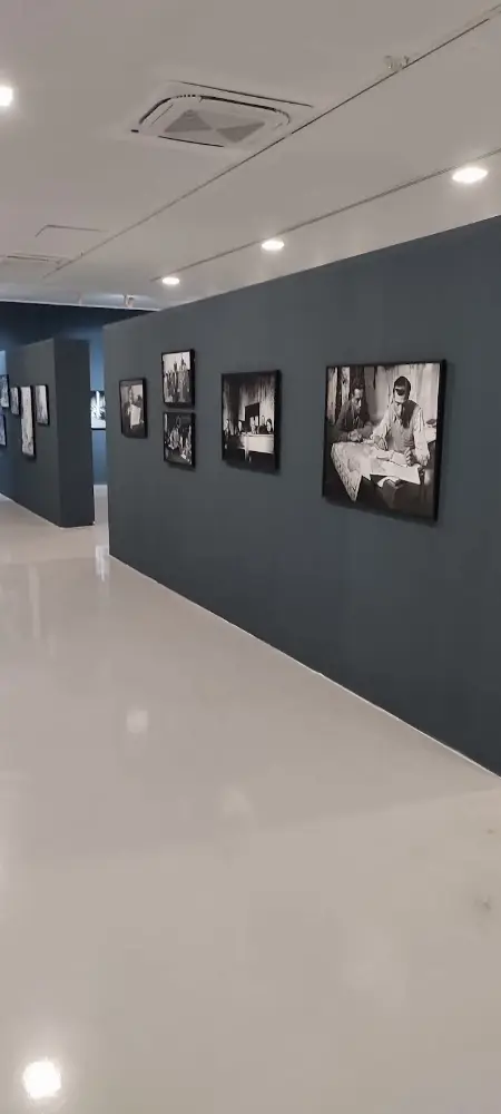 TAKSİM SANAT — Sergiler, Beyoğlu · fotoğraf 2