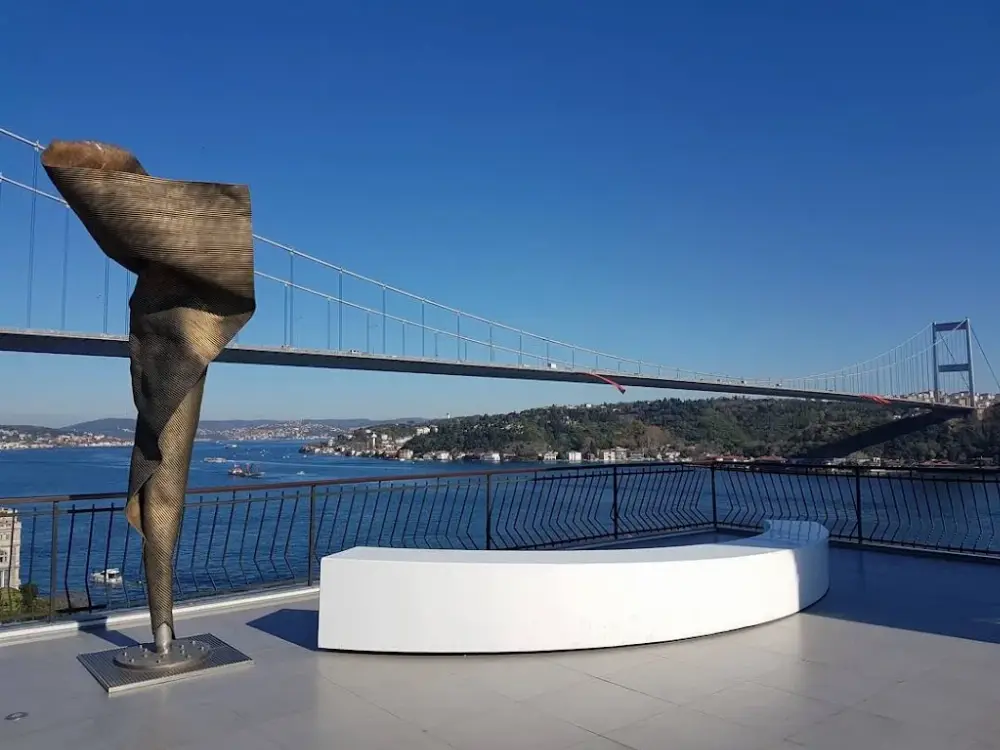 Borusan Contemporary — Sergiler, Sarıyer · fotoğraf 4