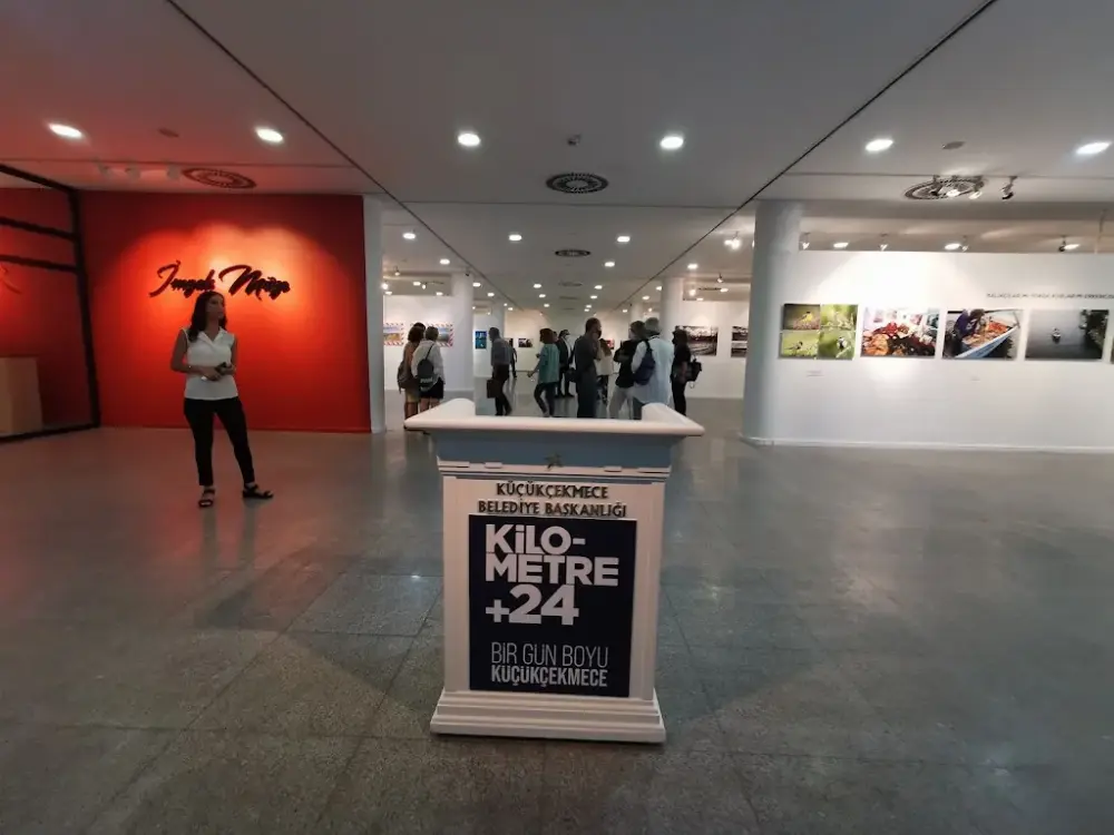 Cennet Kültür ve Sanat Merkezi — Sergiler, Küçükçekmece · fotoğraf 3
