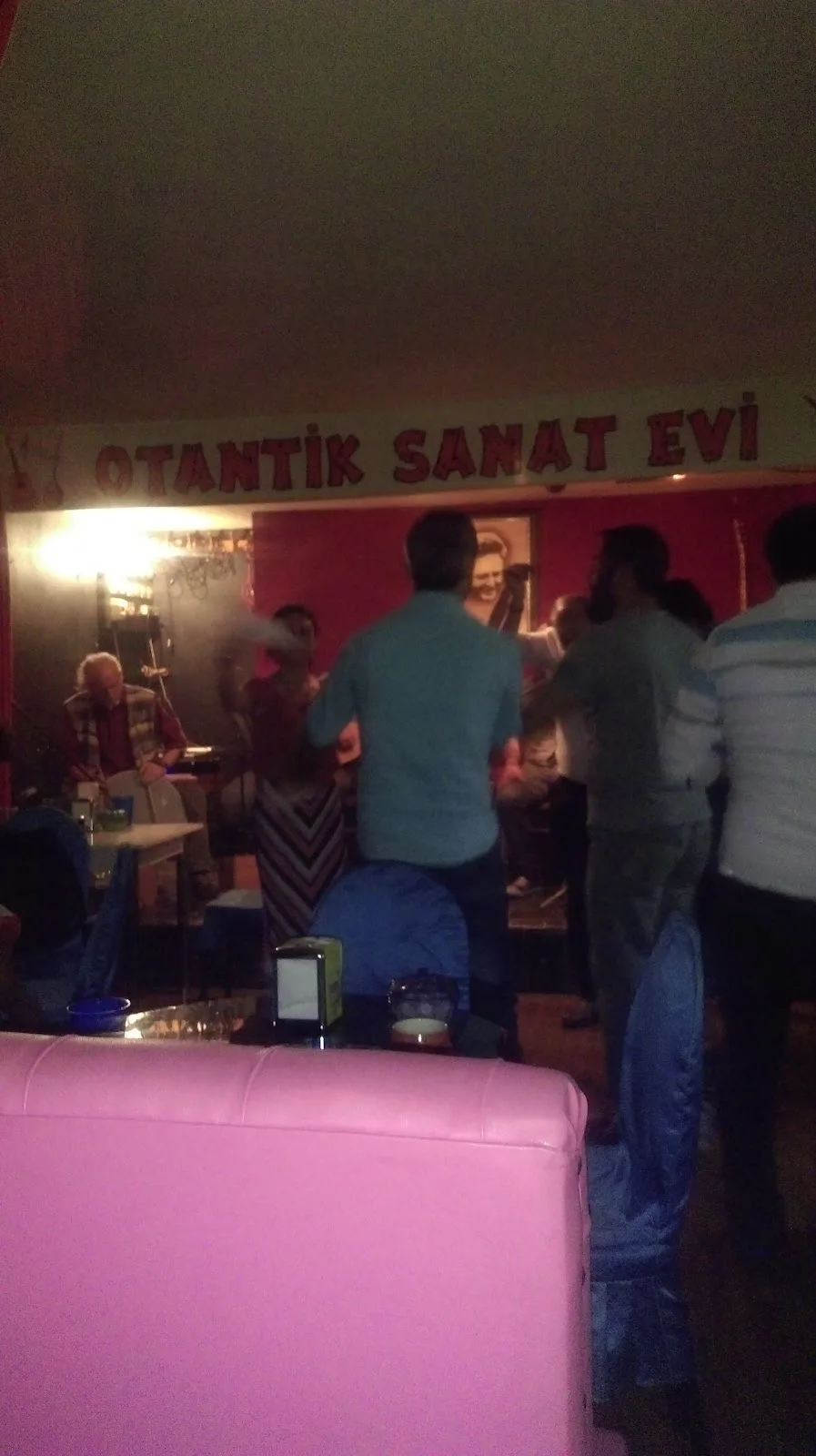 Bağcılar Kültür Sanat Merkezi — Sergiler, Bağcılar · fotoğraf 1