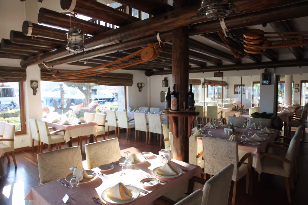 Ship İnn Marina Restaurant Konyaaltı — Akdeniz mutfağı, Konyaaltı · fotoğraf 5
