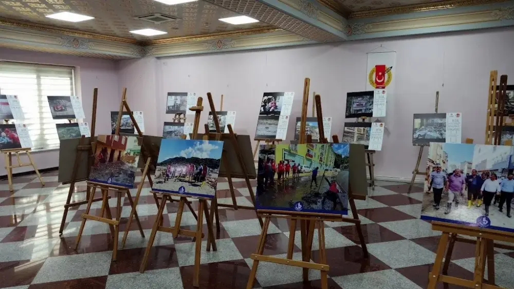 KADIN VE AİLE KÜLTÜR SANAT MERKEZİ — Sergiler, Bağcılar · fotoğraf 2