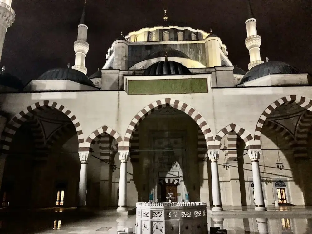 Hüsni hat galeri — Sergiler, Ataşehir · fotoğraf 4