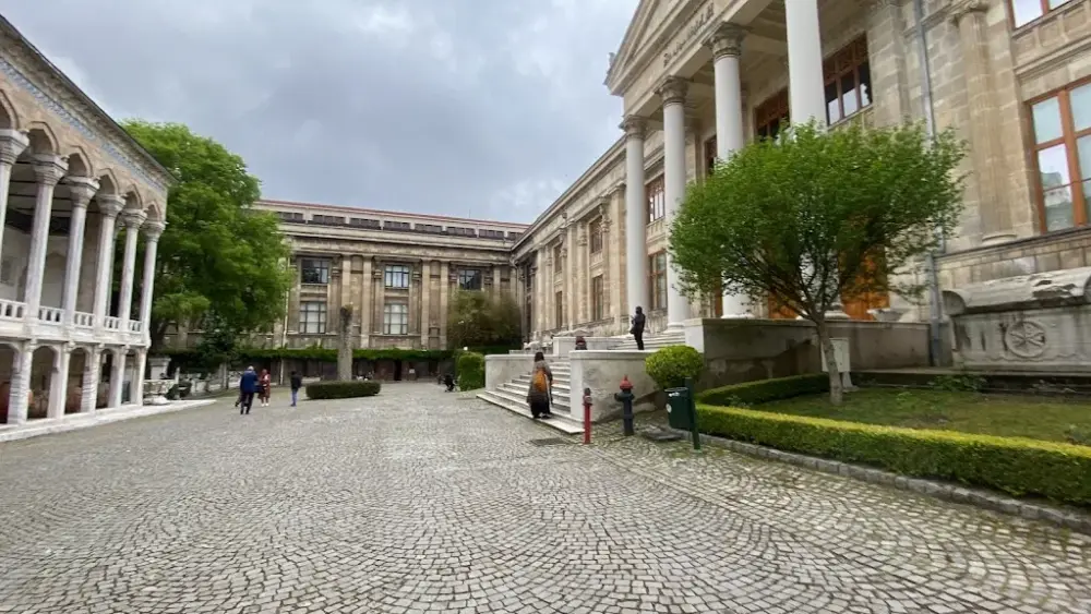İstanbul Arkeoloji Müzeleri — Sergiler, Fatih · fotoğraf 2