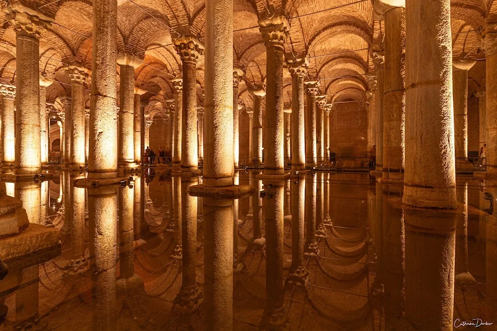 Yerebatan Sarnıcı — Sergiler, Fatih · fotoğraf 1