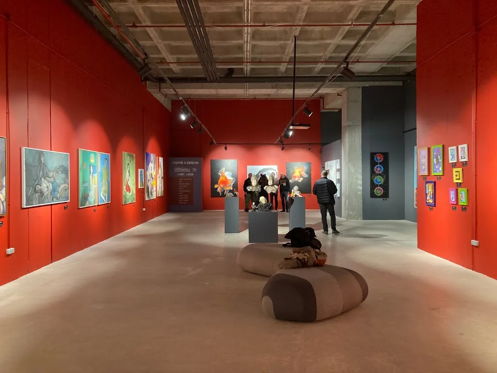 ARTOPOL ART GALLERY — Sergiler, Sarıyer · fotoğraf 1