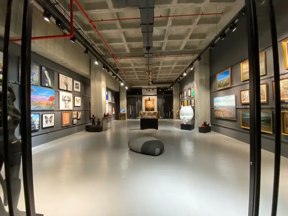ARTOPOL ART GALLERY — Sergiler, Sarıyer · fotoğraf 2