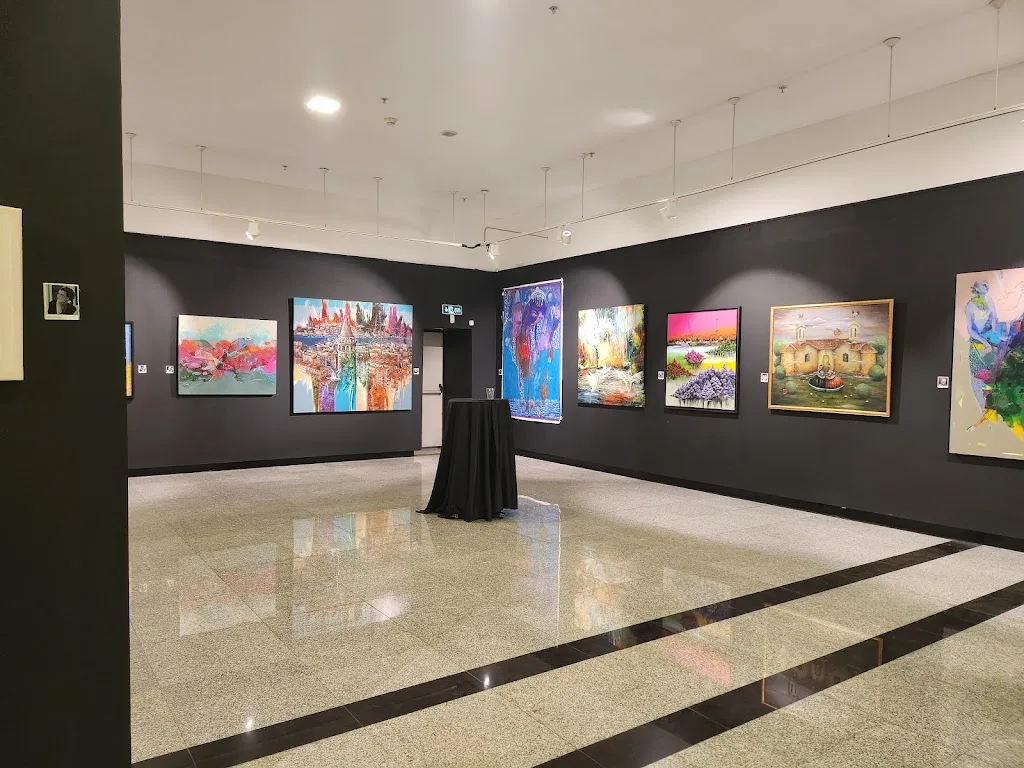 Beşiktaş Çağdaş Sanat Galerisi — Sergiler, Beşiktaş · fotoğraf 1