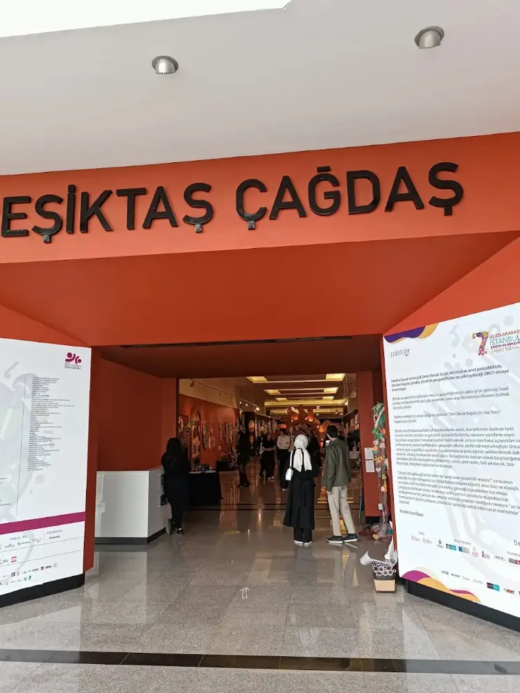 Beşiktaş Çağdaş Sanat Galerisi — Sergiler, Beşiktaş · fotoğraf 2