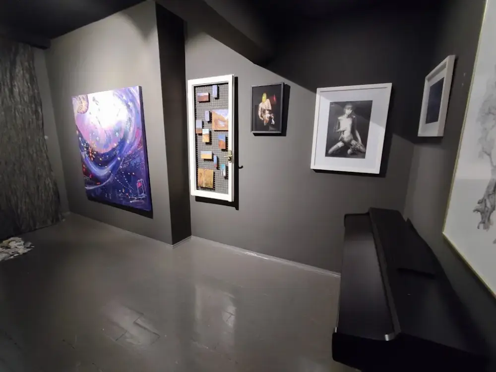 Istanbul Concept Gallery — Sergiler, Beyoğlu · fotoğraf 2