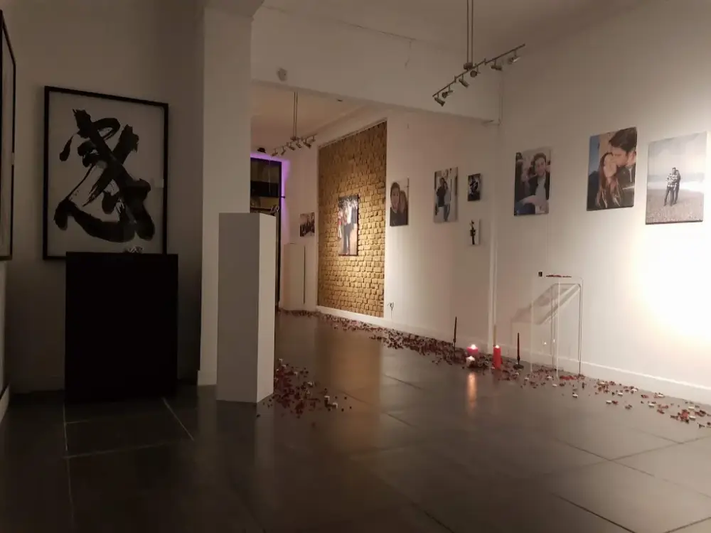Gama Gallery — Sergiler, Beyoğlu · fotoğraf 3