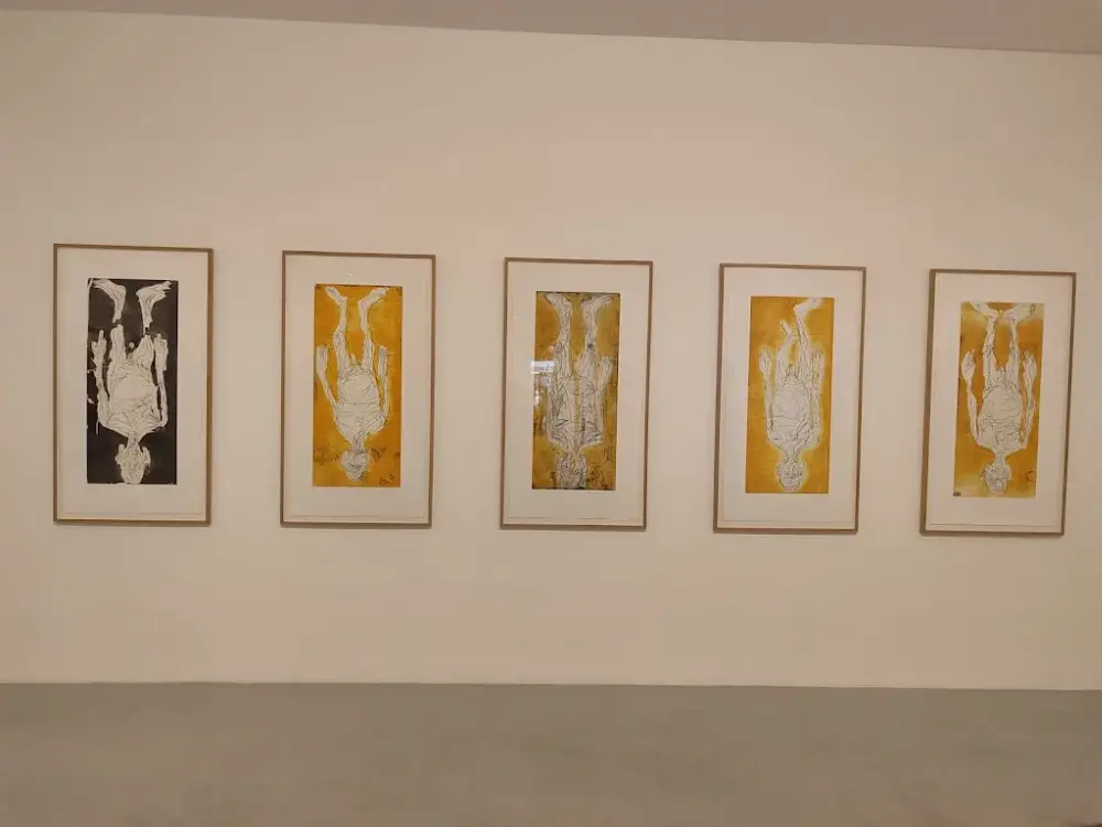 Akbank Sanat Kütüphane — Sergiler, Beyoğlu · fotoğraf 2