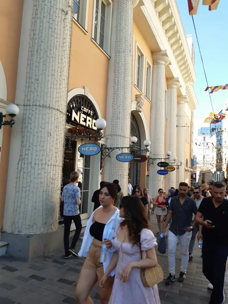 Ziraat Bankası Tünel Sanat Galerisi — Sergiler, Beyoğlu · fotoğraf 4