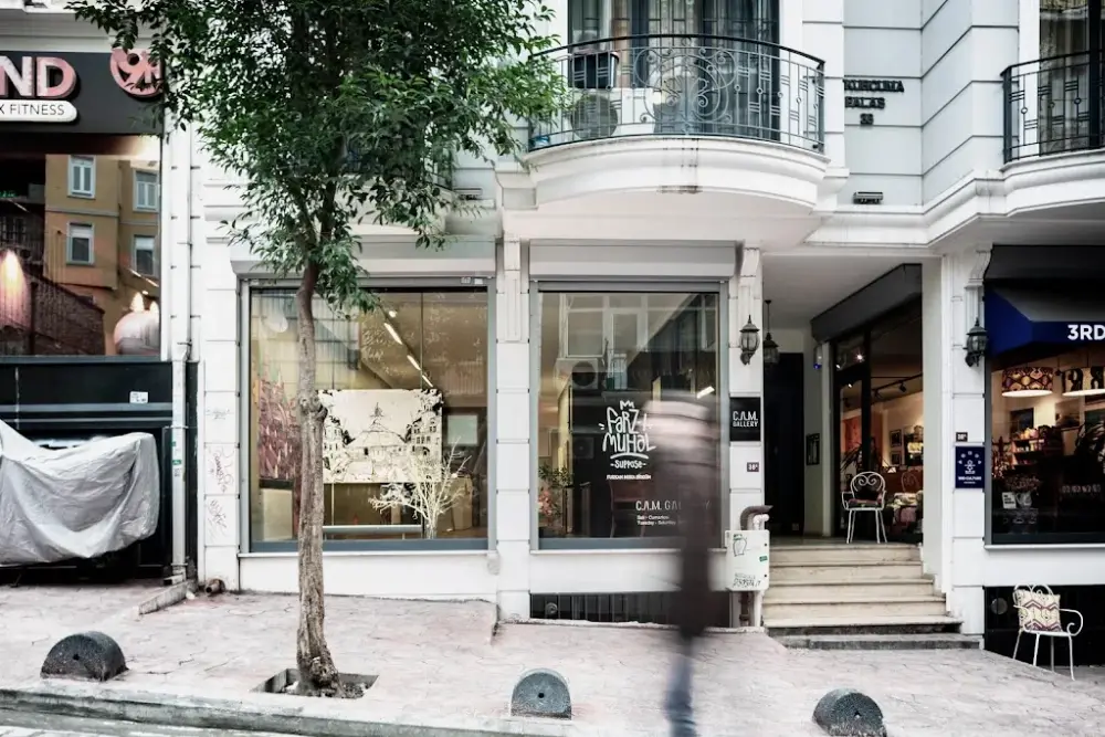 C.A.M. Galeri — Sergiler, Beyoğlu · fotoğraf 3