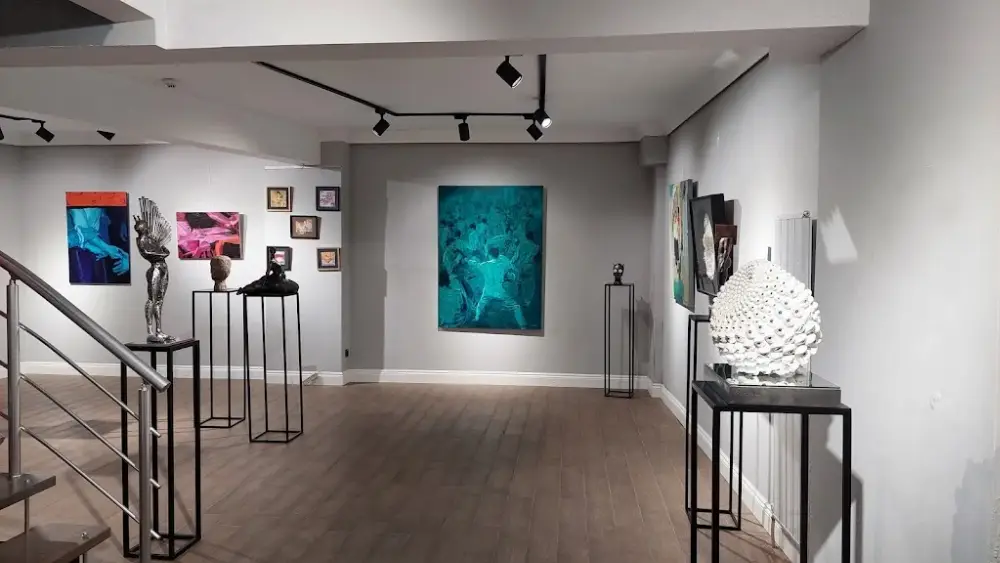 Guga Contemporary — Sergiler, Beyoğlu · fotoğraf 2