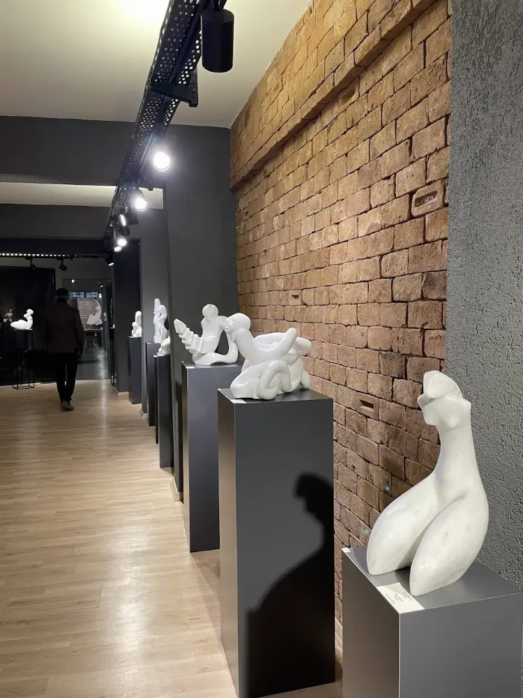 Gala Sanat Galerisi — Sergiler, Beyoğlu · fotoğraf 4