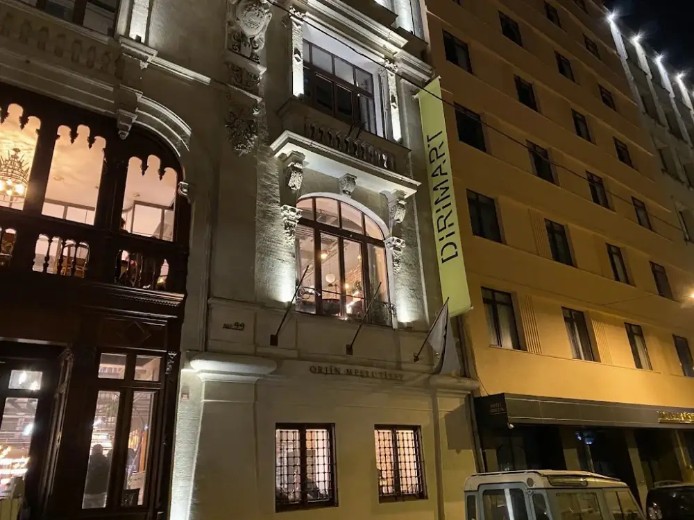 Dirimart Pera — Sergiler, Beyoğlu · fotoğraf 3