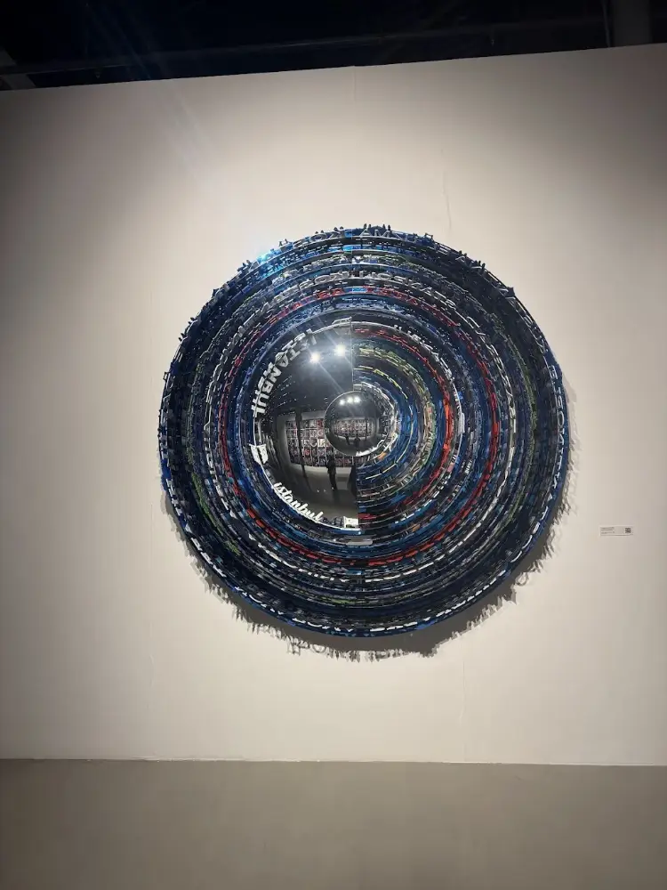 Güneştekin Art Studio — Sergiler, Beyoğlu · fotoğraf 2