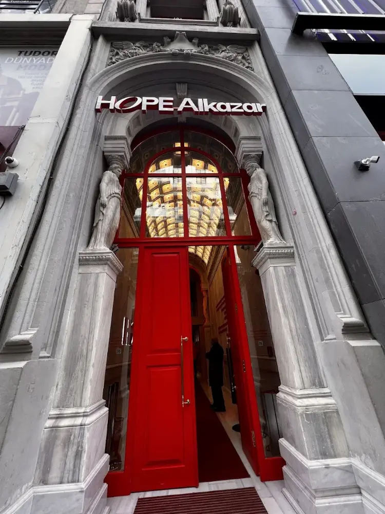 Hope Alkazar — Sergiler, Beyoğlu · fotoğraf 2