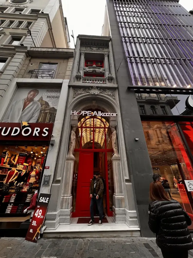 Hope Alkazar — Sergiler, Beyoğlu · fotoğraf 3