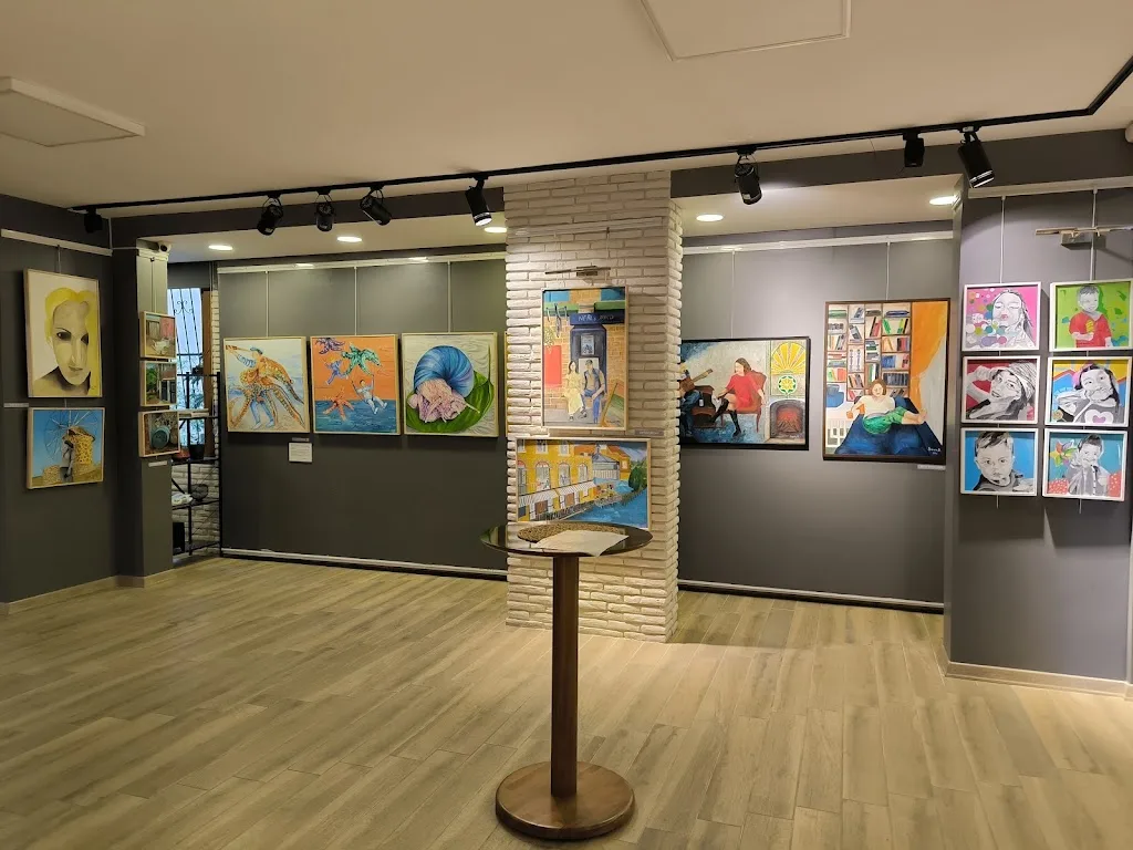KorART Gallery — Sergiler, Seyhan · fotoğraf 1