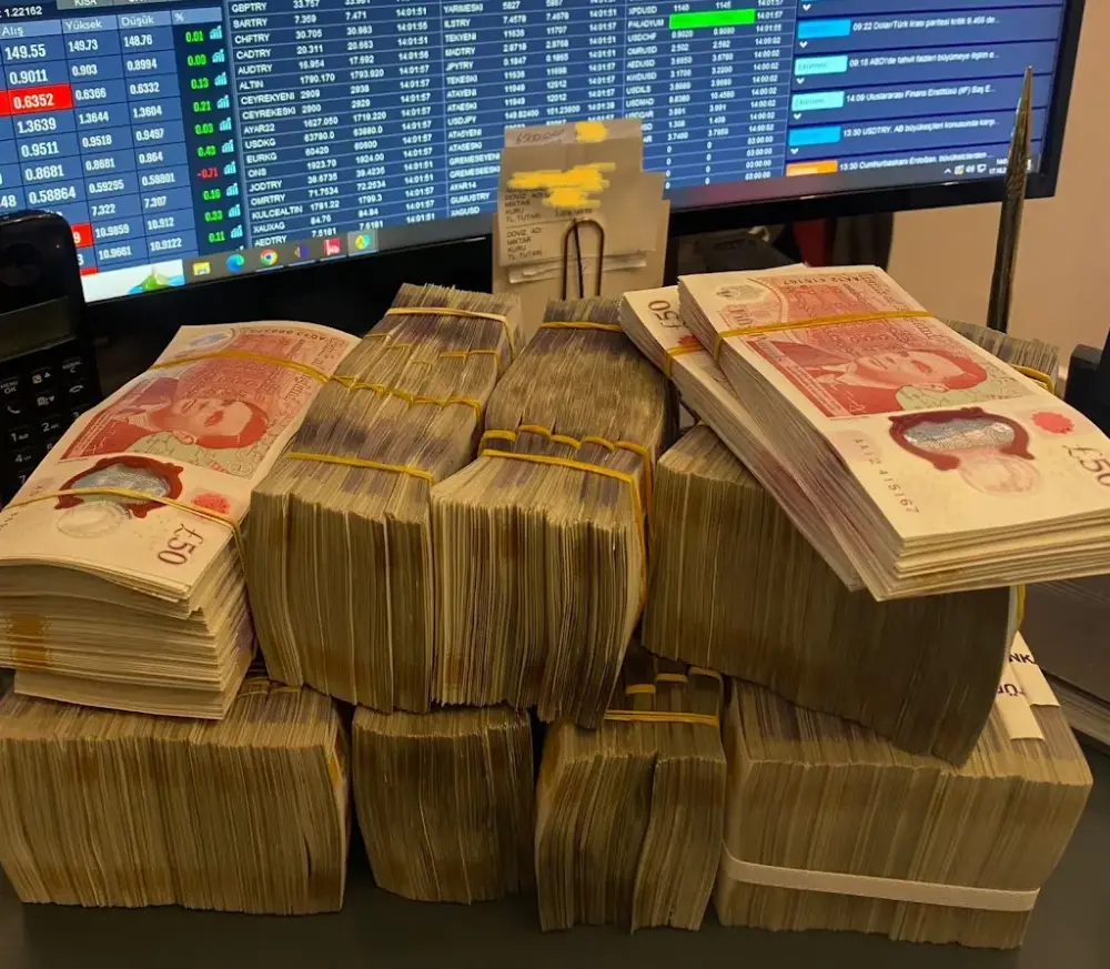 Küçüksaat döviz — Döviz Büroları, Seyhan · fotoğraf 2